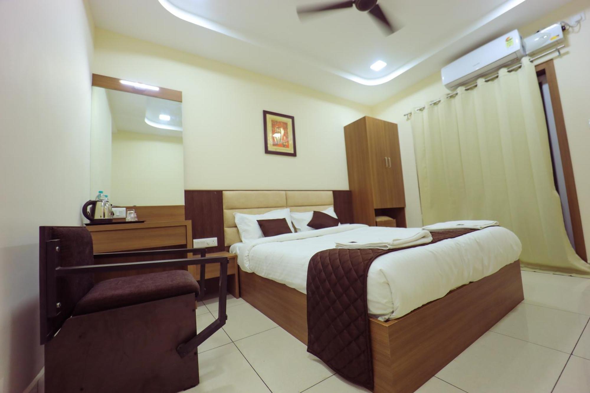 Jkinn Vellore Exterior photo